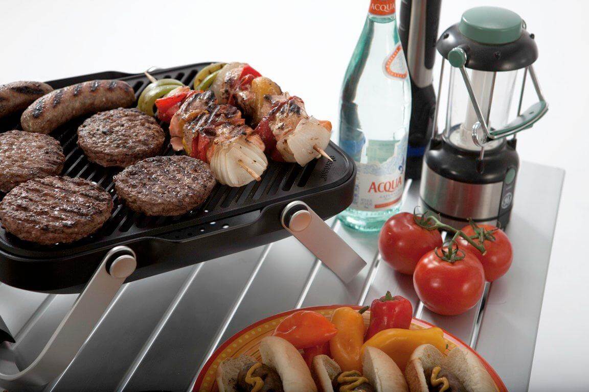 How To Use A Small Gas Grill For A Family Barbecue